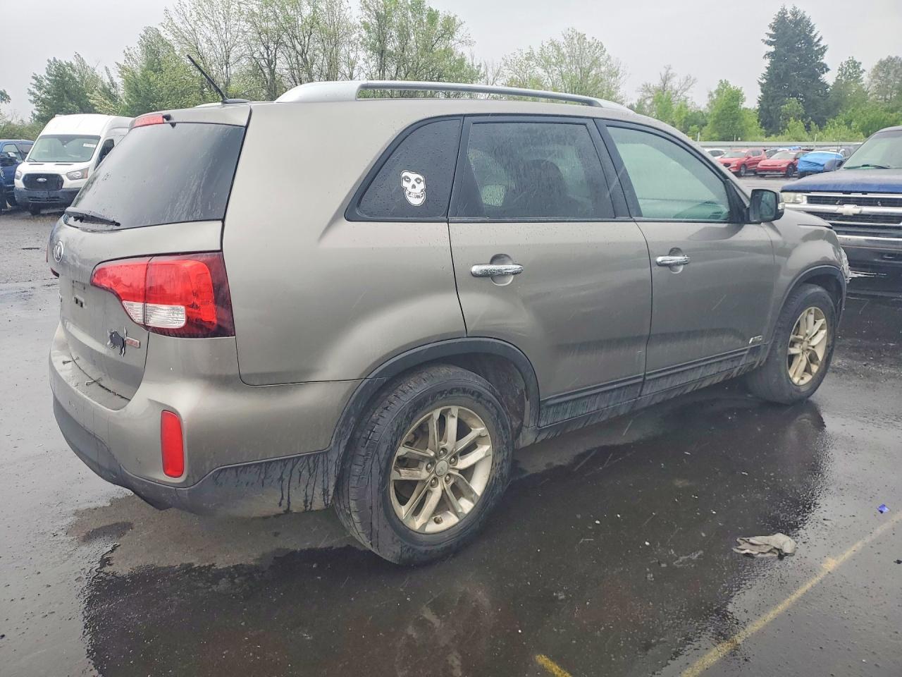 2015 KIA SORENTO