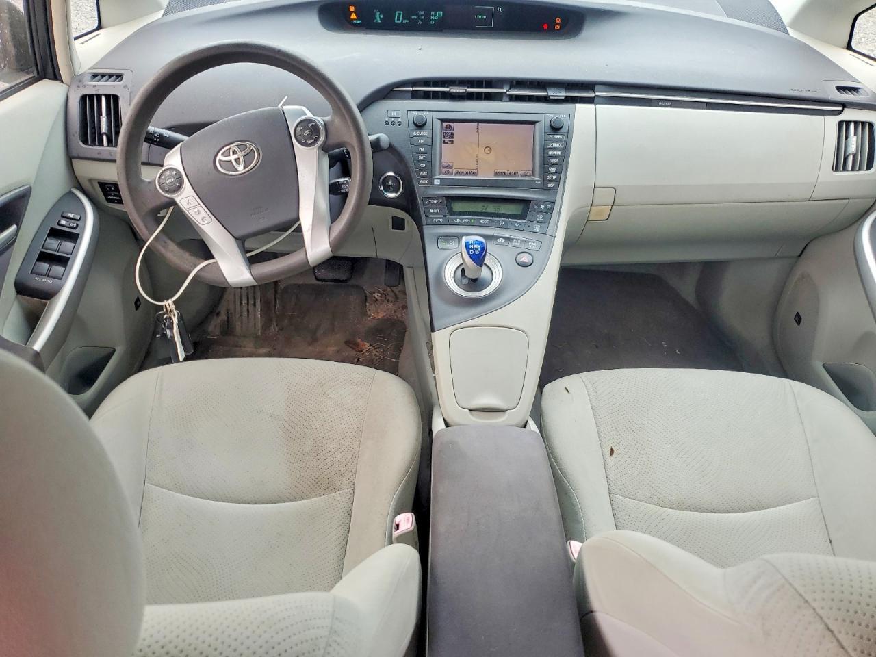 2010 TOYOTA PRIUS