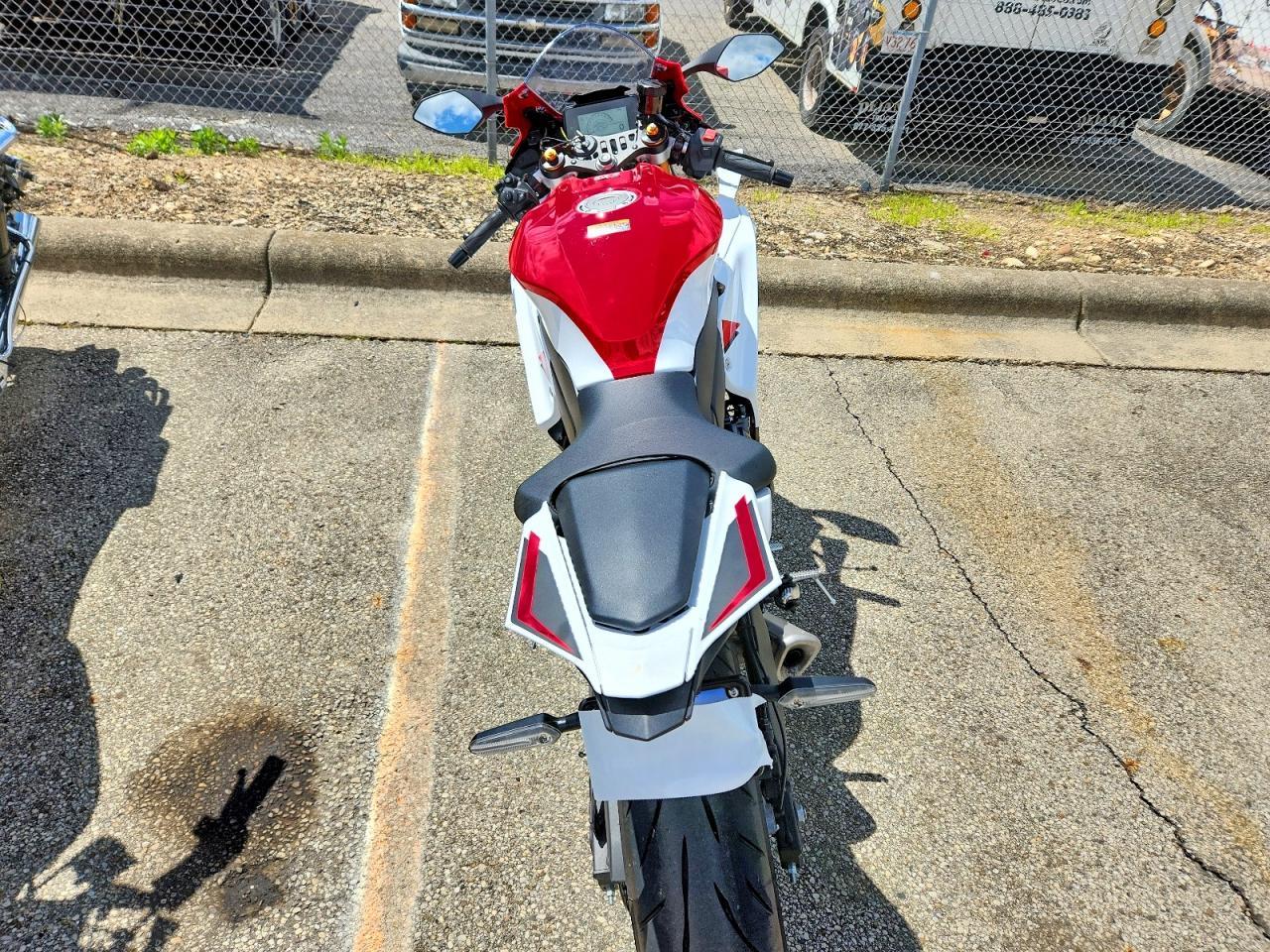 2026 YAMAHA Yzf690