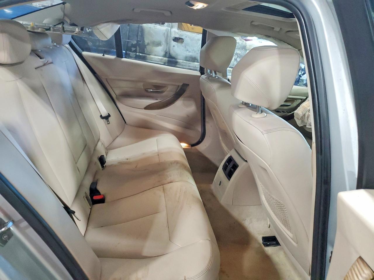 2013 BMW 3 SERIES