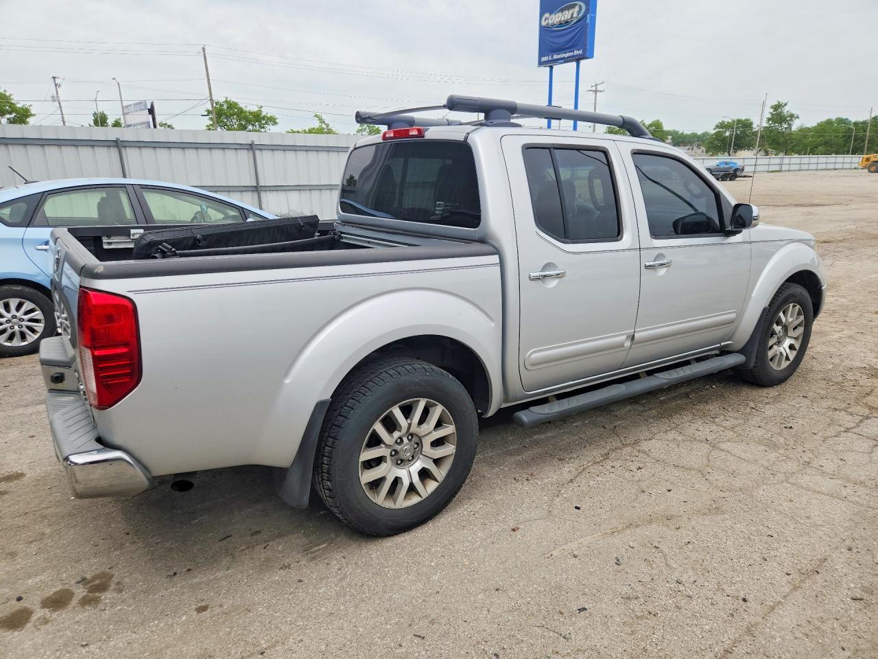 2012 NISSAN Frontier