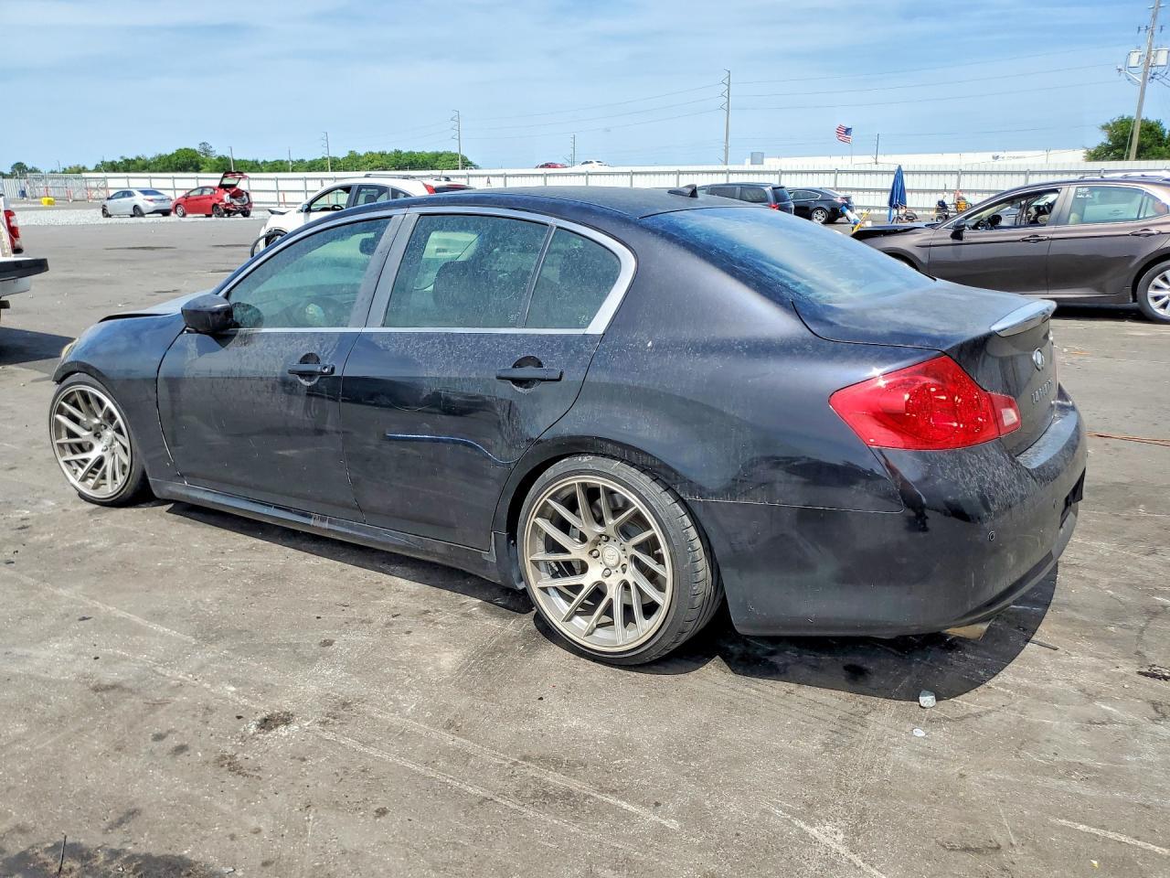 2012 INFINITI G37