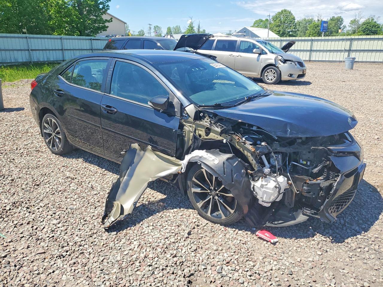 2017 TOYOTA COROLLA
