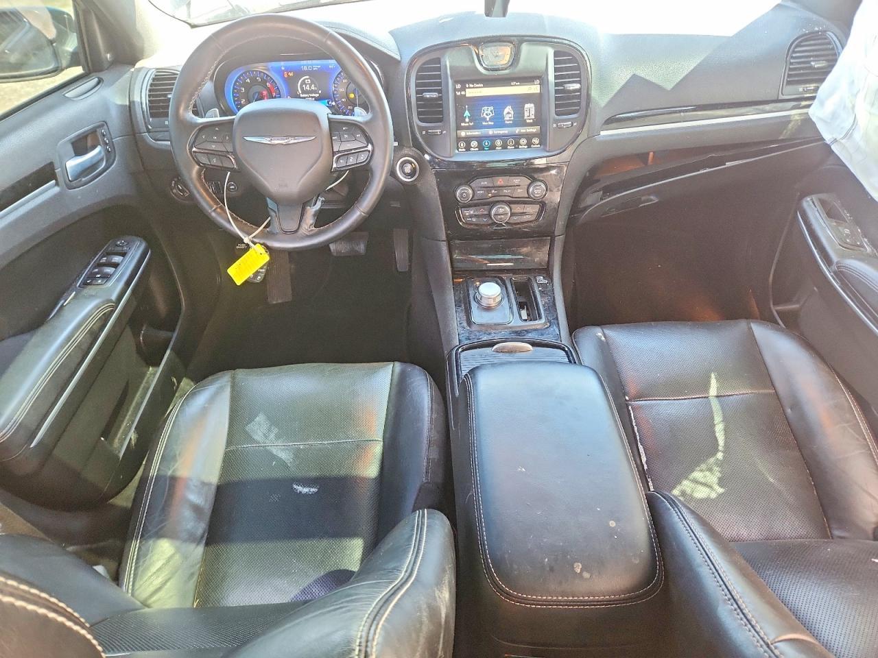 2022 CHRYSLER 300