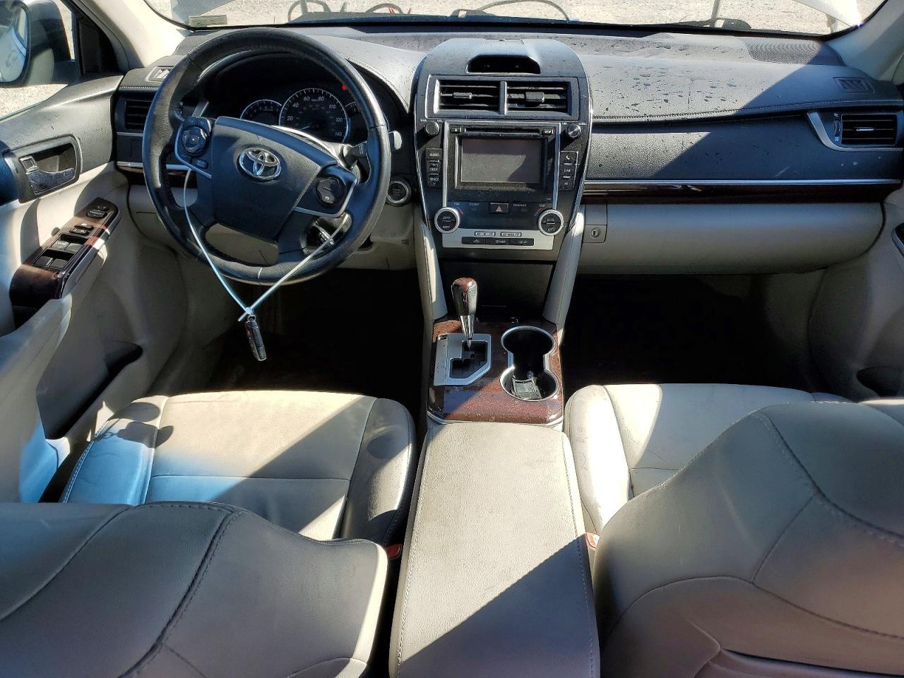 2012 TOYOTA CAMRY