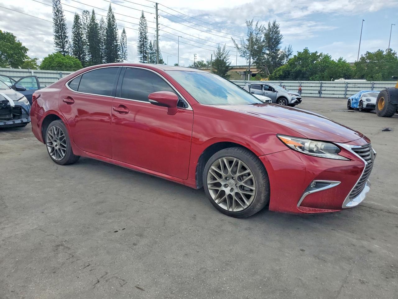 2016 LEXUS ES 350