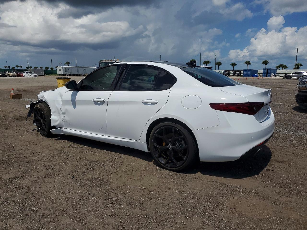 2021 ALFA ROMEO Giulia
