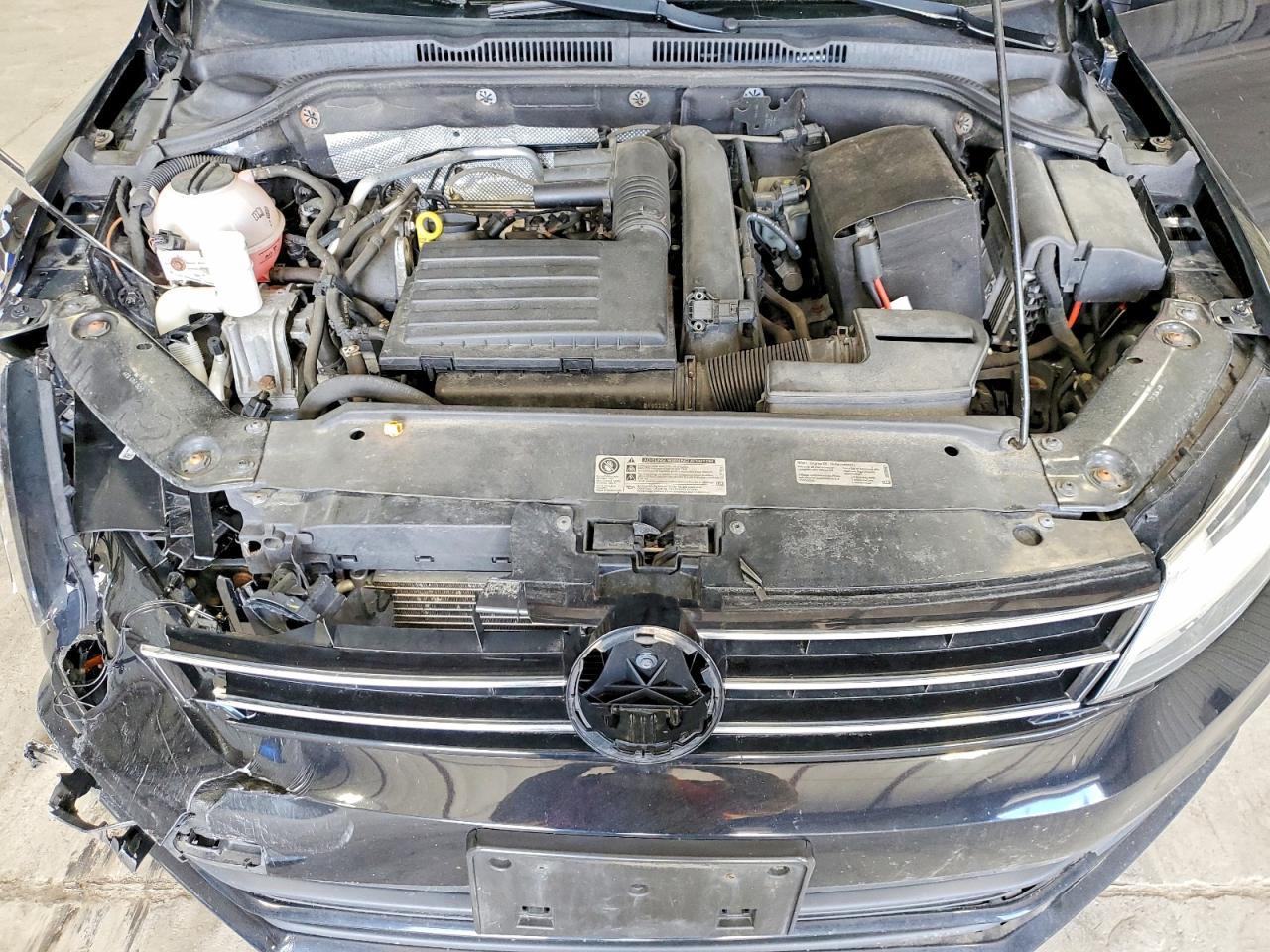 2016 VOLKSWAGEN JETTA