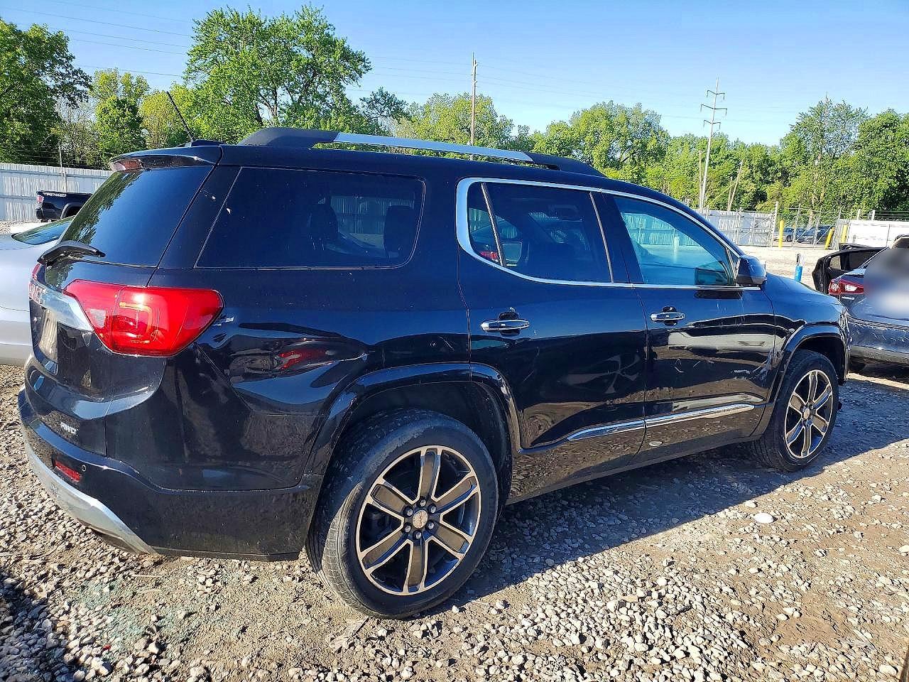 2017 GMC ACADIA