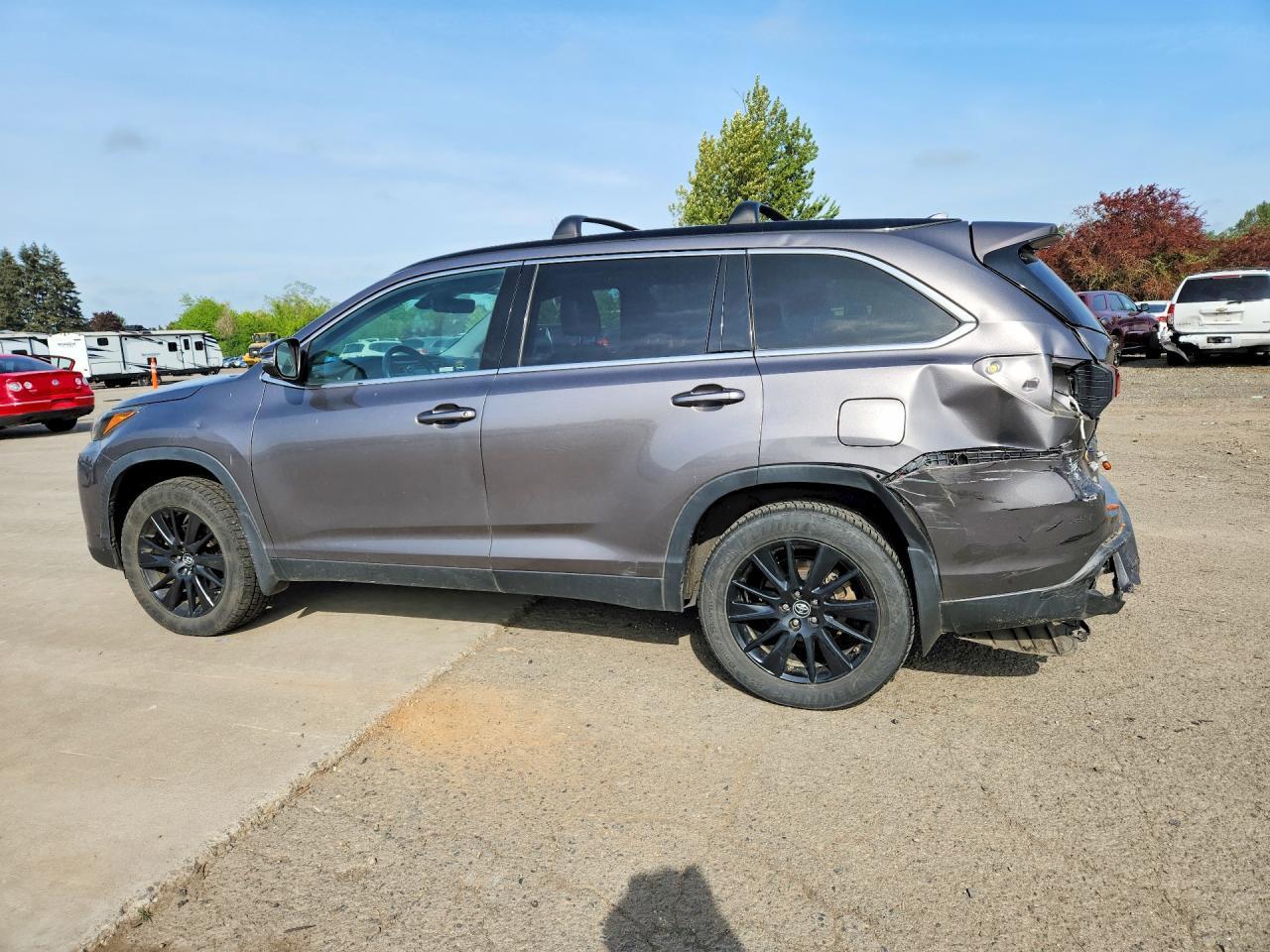 2019 TOYOTA HIGHLANDER
