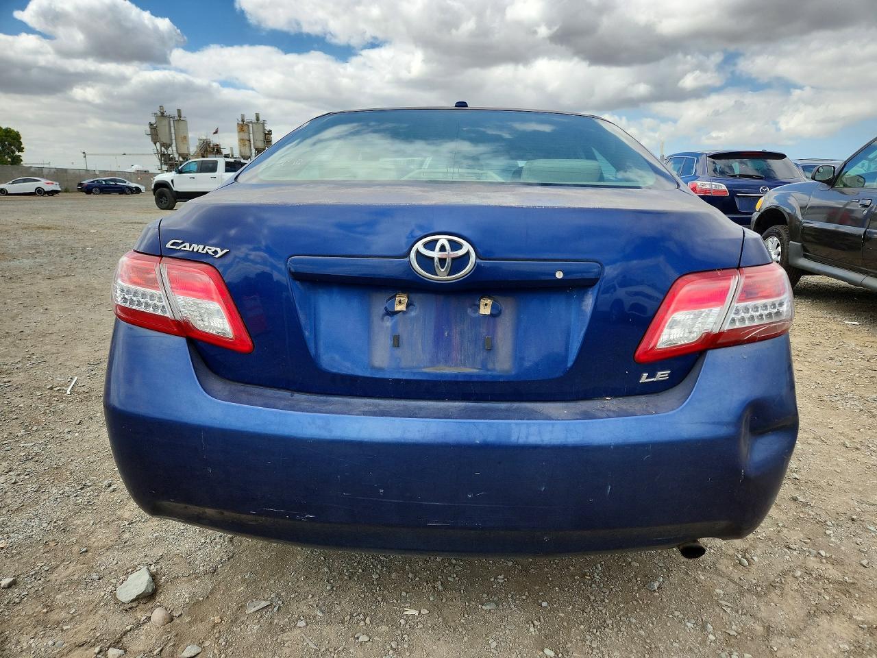 2010 TOYOTA CAMRY