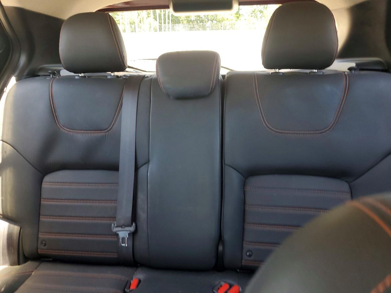 2019 NISSAN KICKS