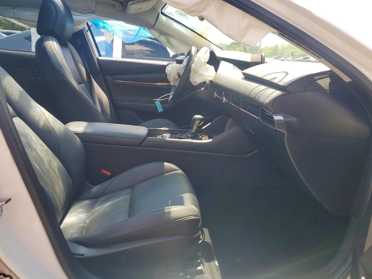 2023 MAZDA 3