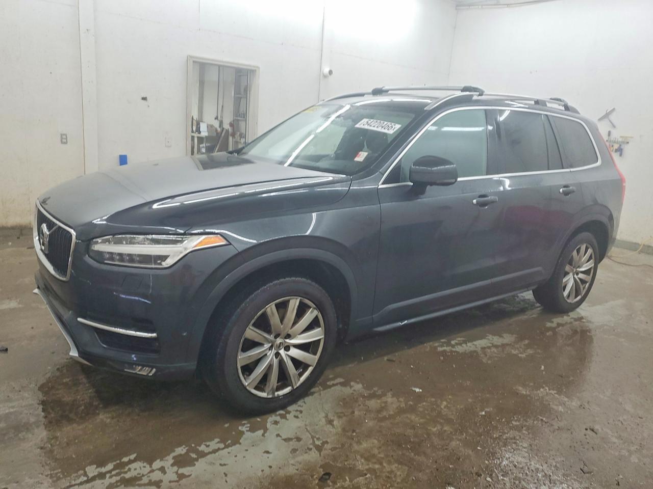 2016 VOLVO XC90