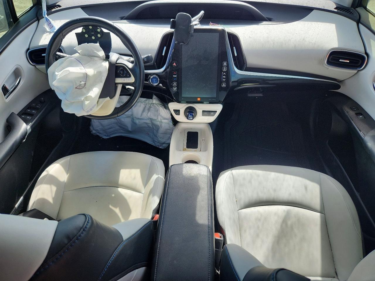 2018 TOYOTA PRIUS