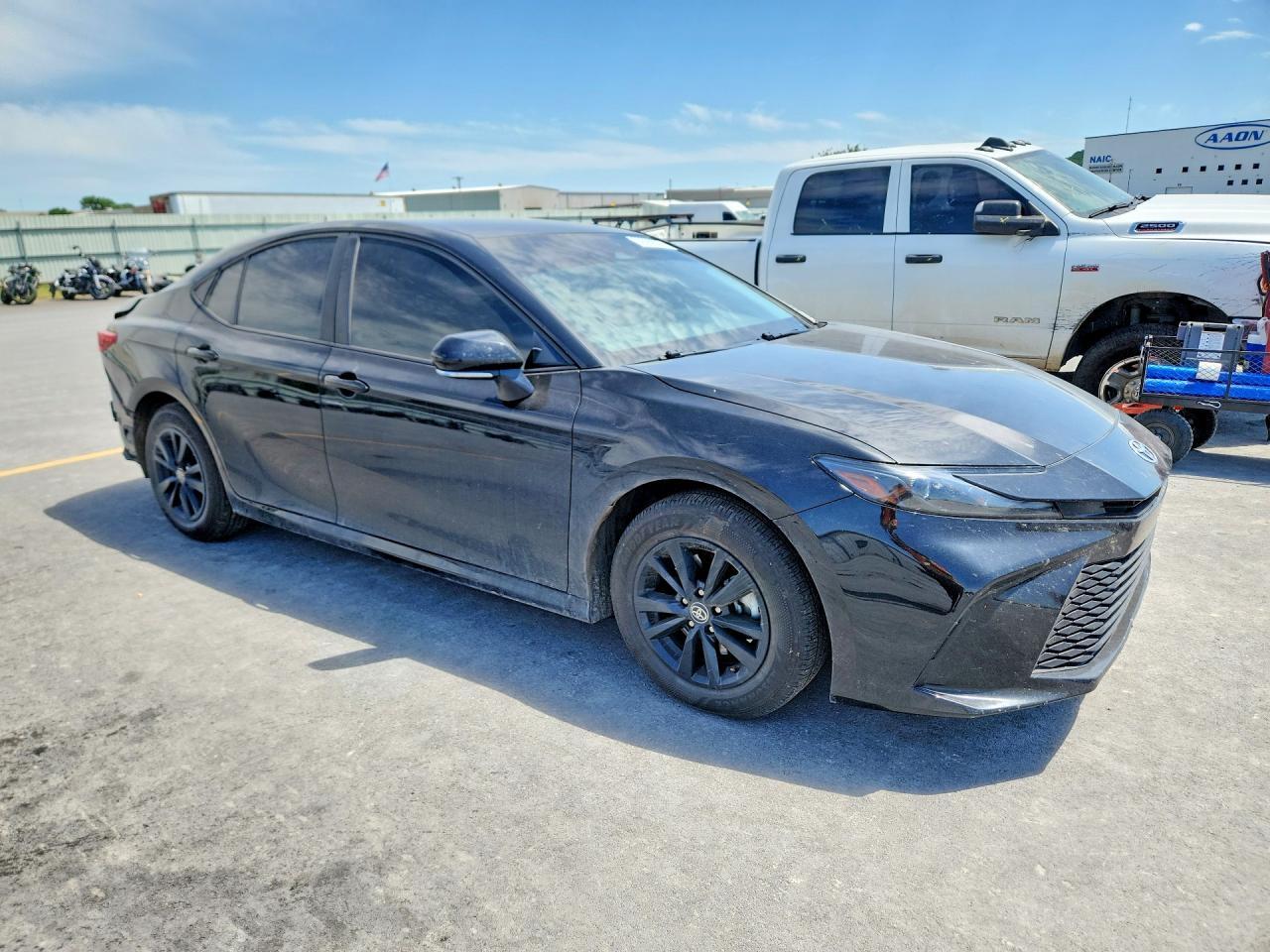 2025 TOYOTA CAMRY