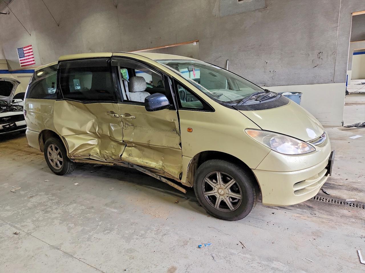 2000 TOYOTA Estima