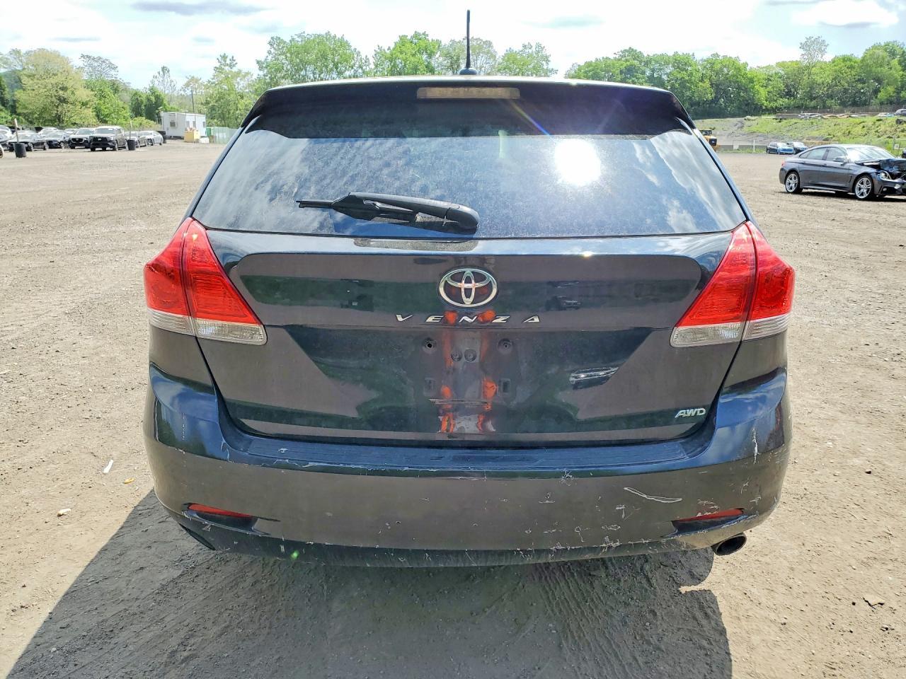 2011 TOYOTA VENZA