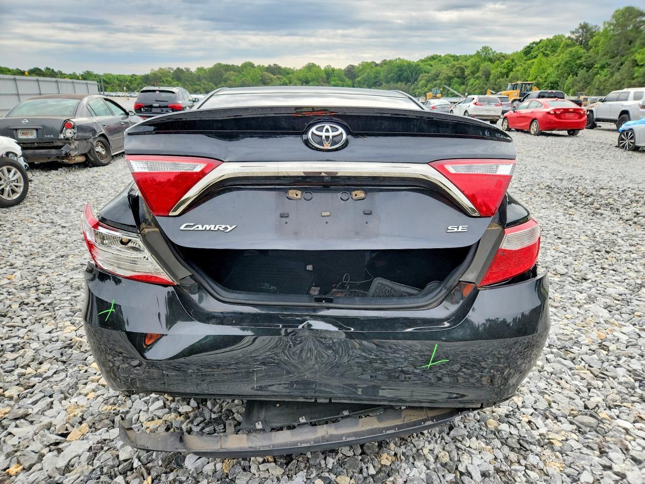 2015 TOYOTA CAMRY