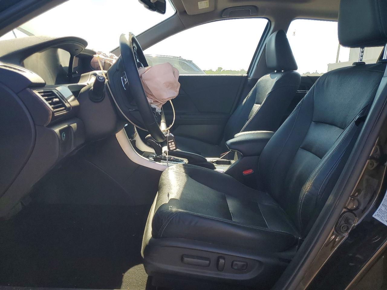 2017 HONDA ACCORD