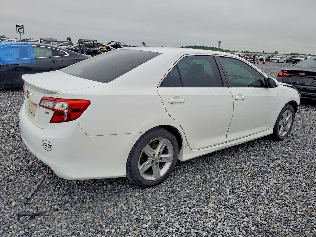 2014 TOYOTA CAMRY