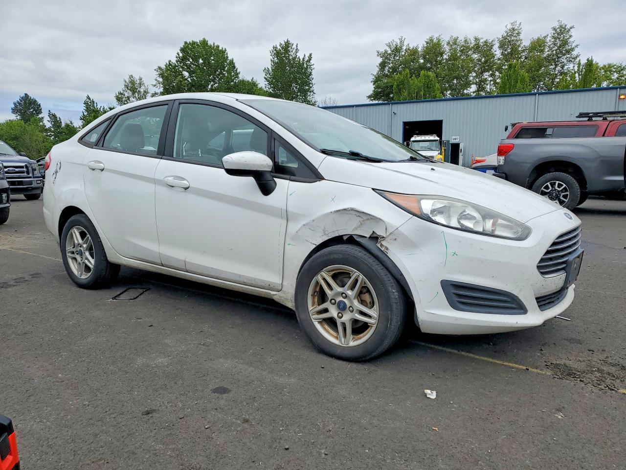 2017 FORD Fiesta