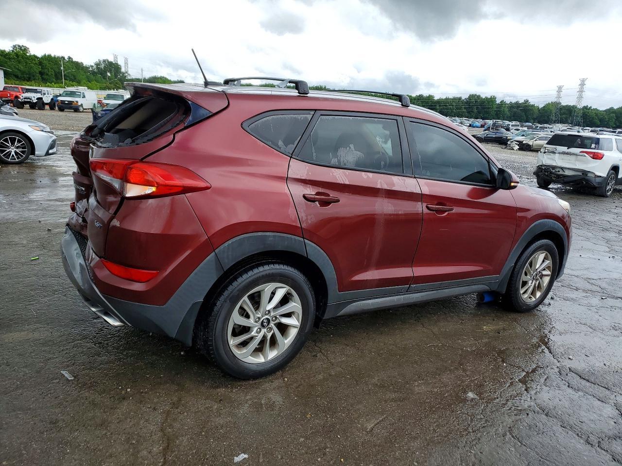 2016 HYUNDAI TUCSON