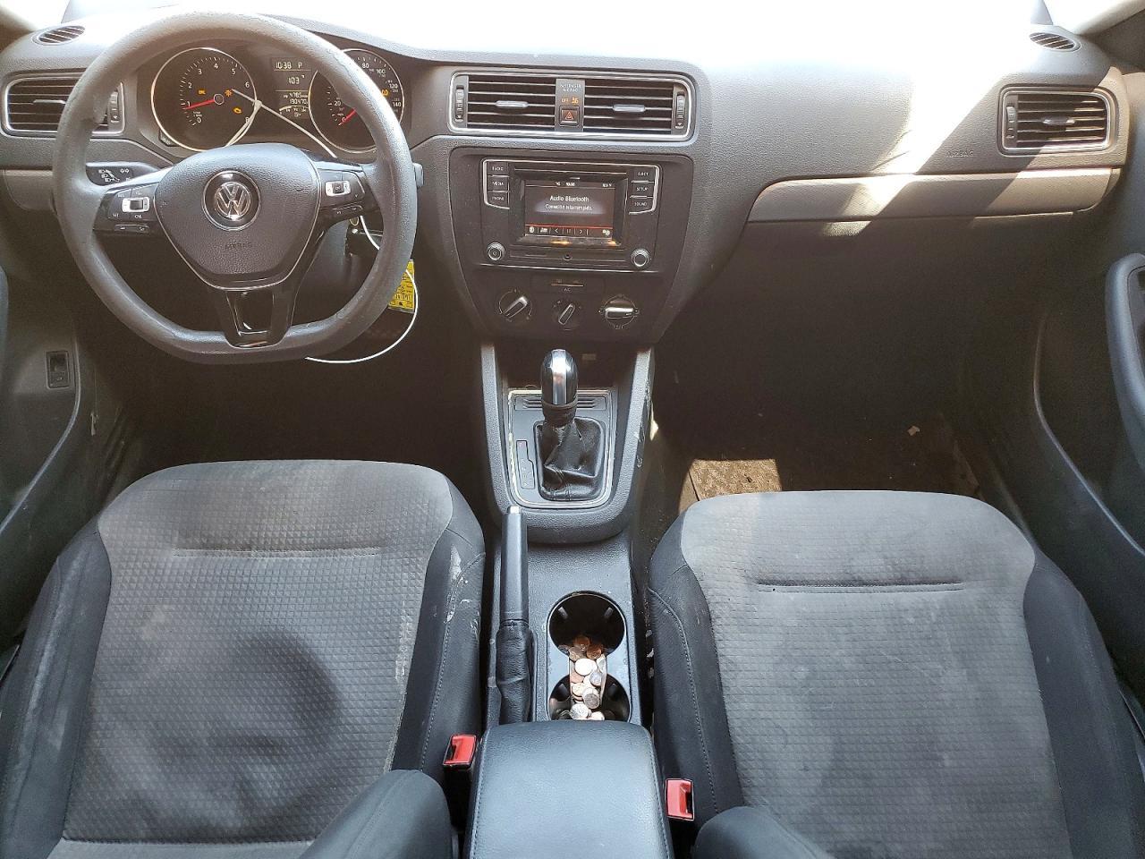 2017 VOLKSWAGEN JETTA