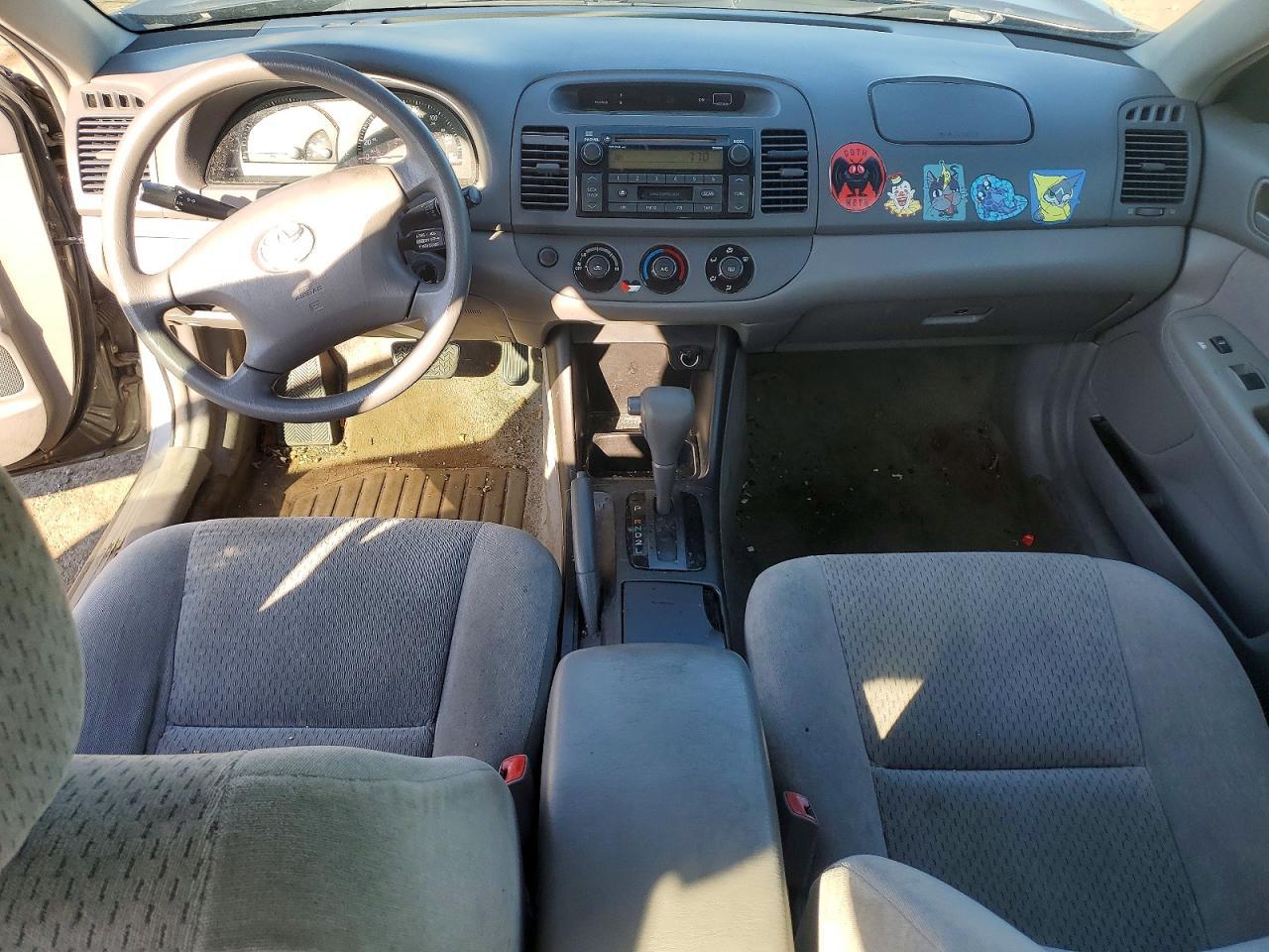2004 TOYOTA CAMRY