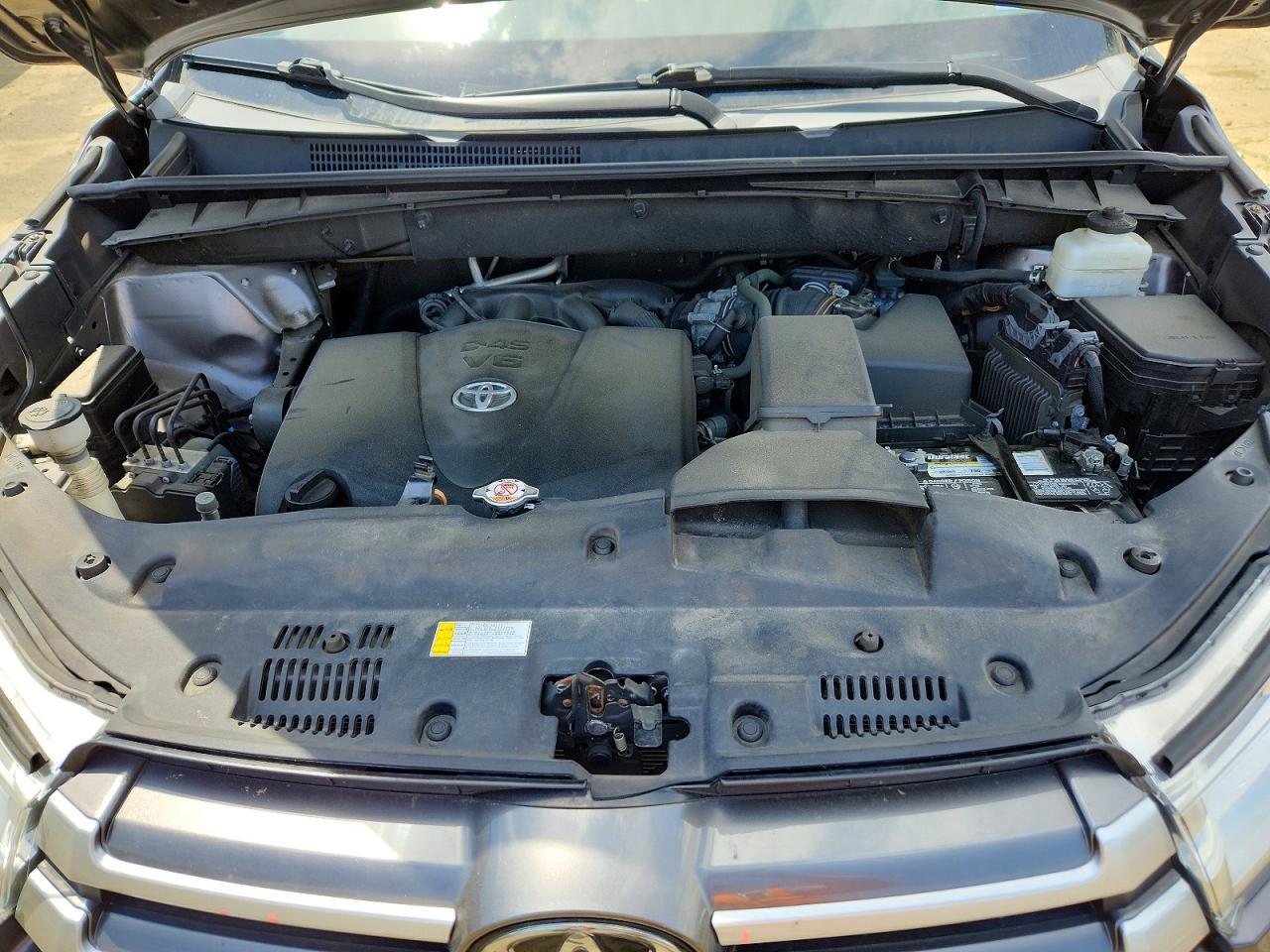 2019 TOYOTA HIGHLANDER