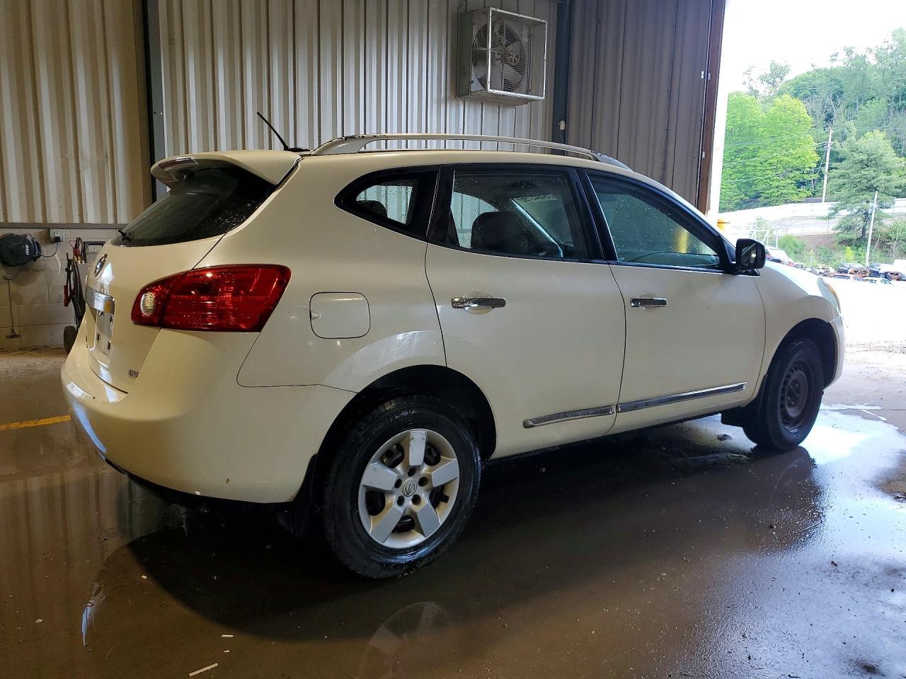 2014 NISSAN ROGUE