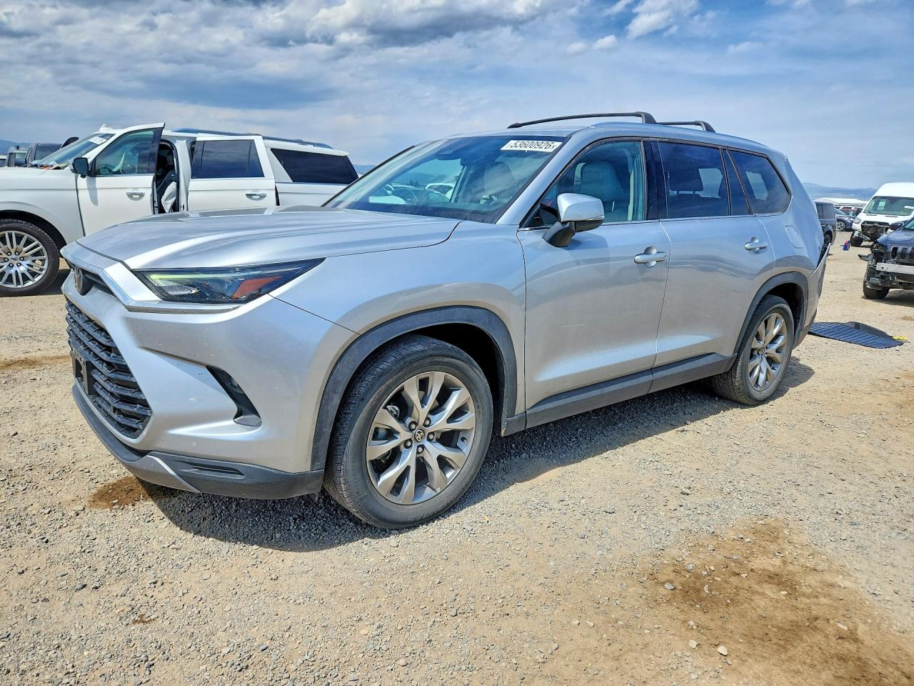 2024 TOYOTA HIGHLANDER
