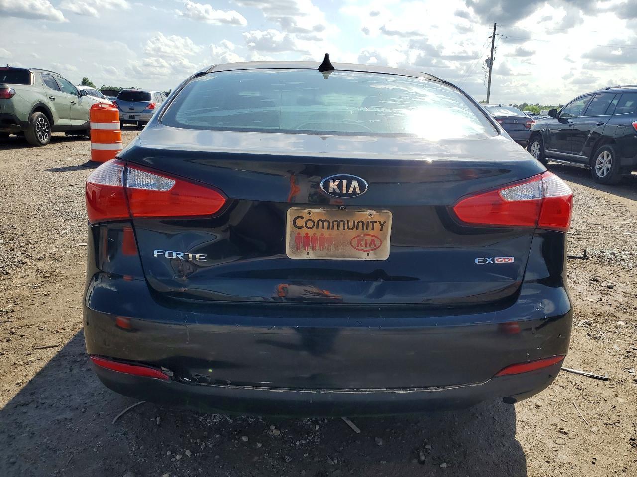 2015 KIA FORTE