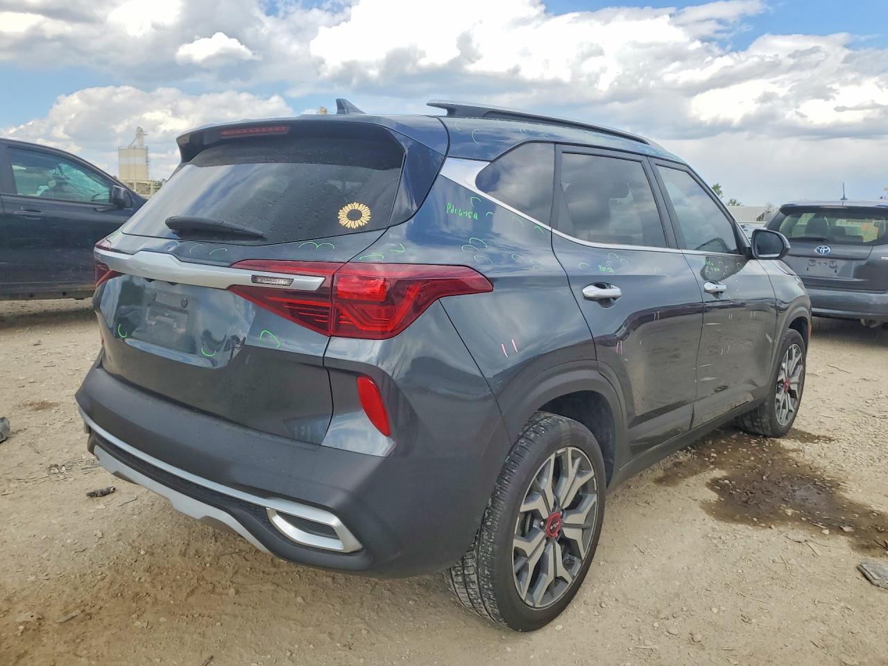 2023 KIA SELTOS