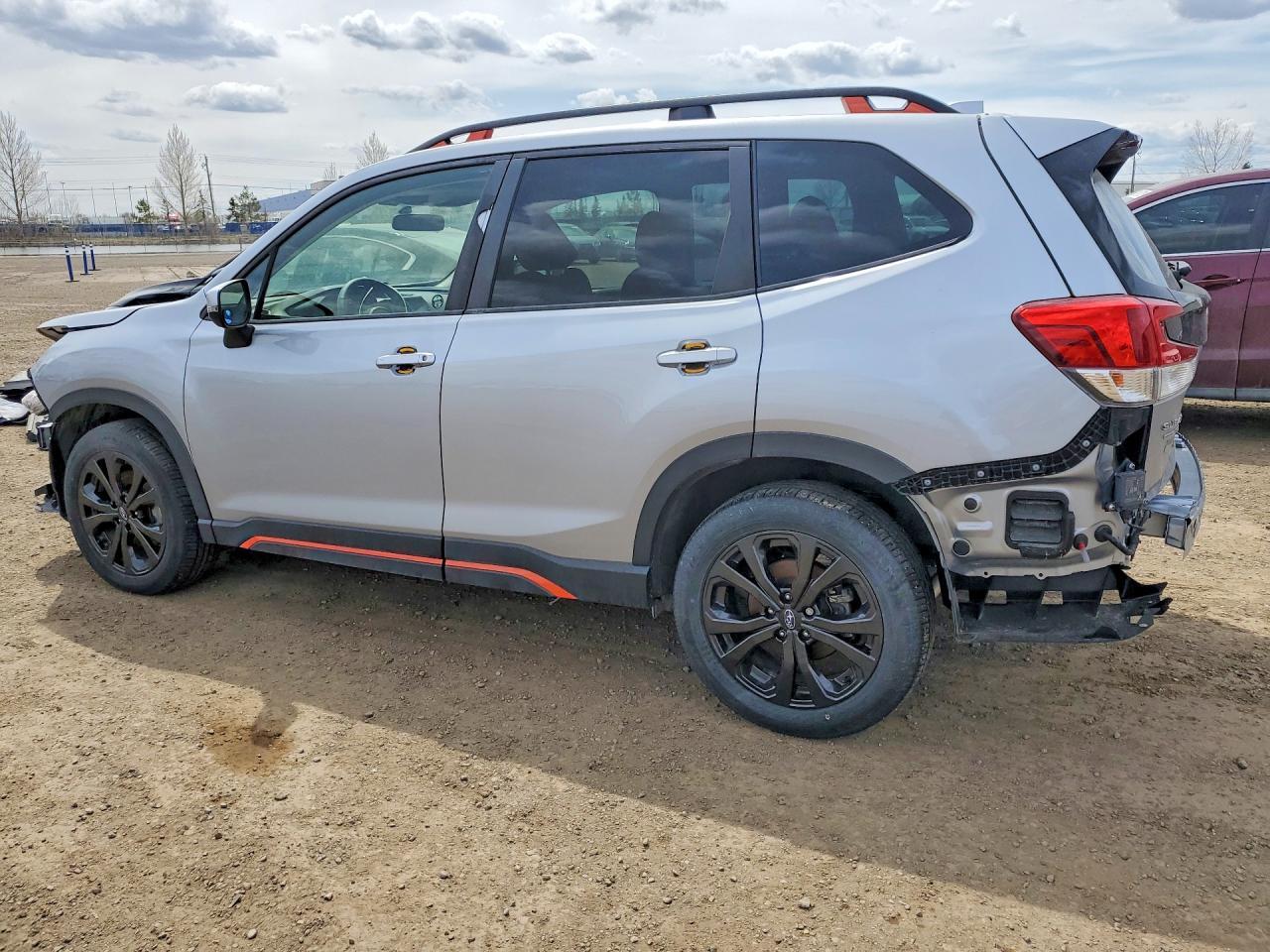 2023 SUBARU FORESTER