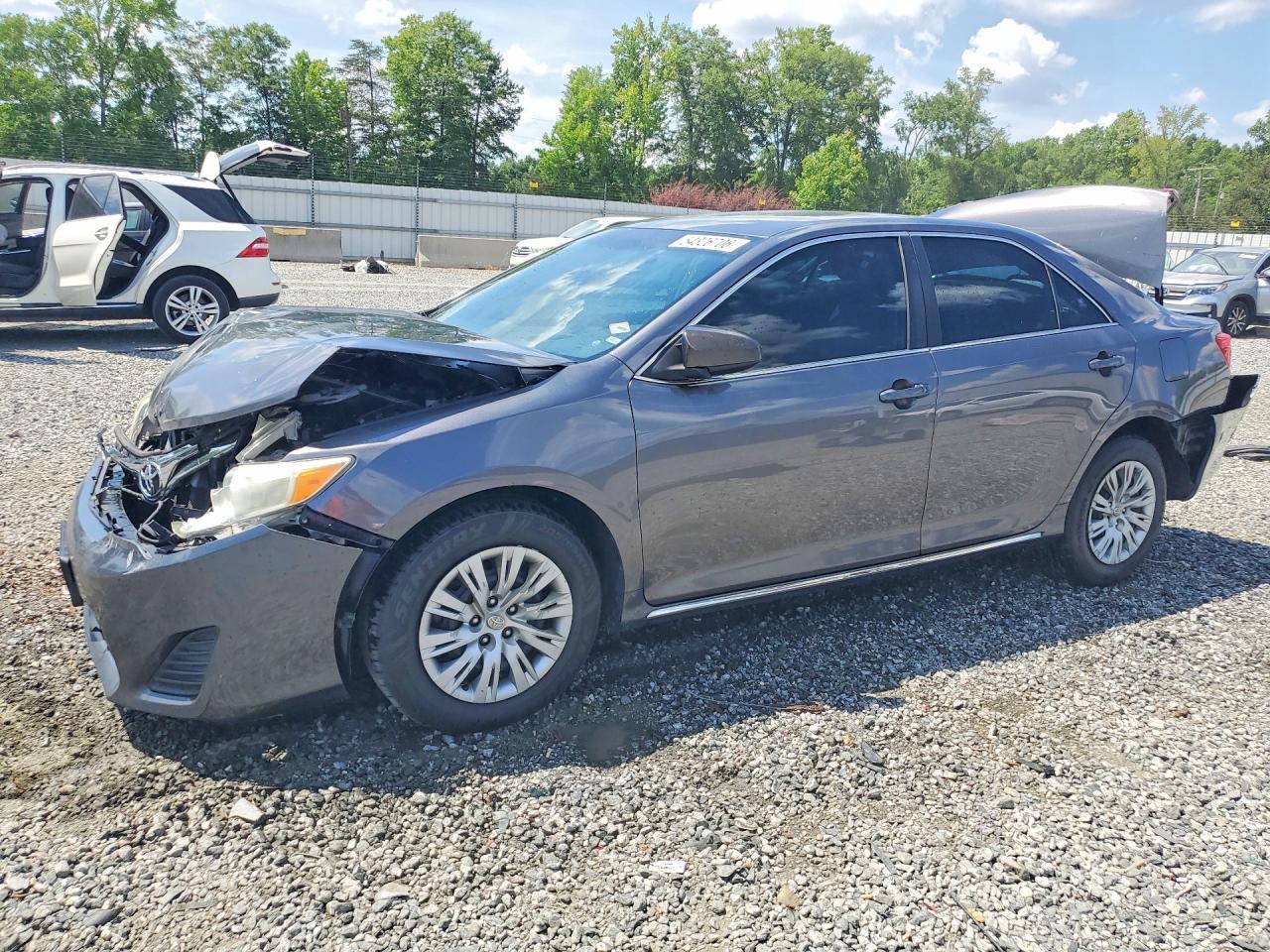 2014 TOYOTA CAMRY