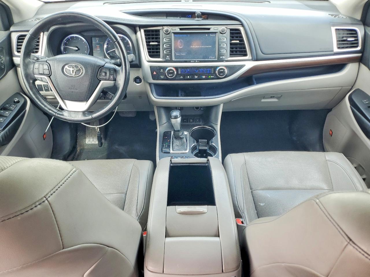 2015 TOYOTA HIGHLANDER