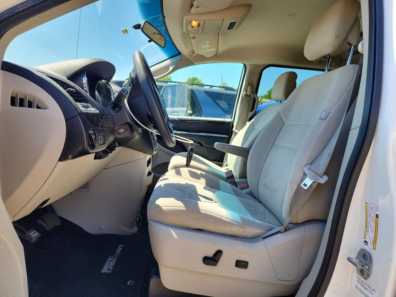 2011 DODGE GRAND CARAVAN