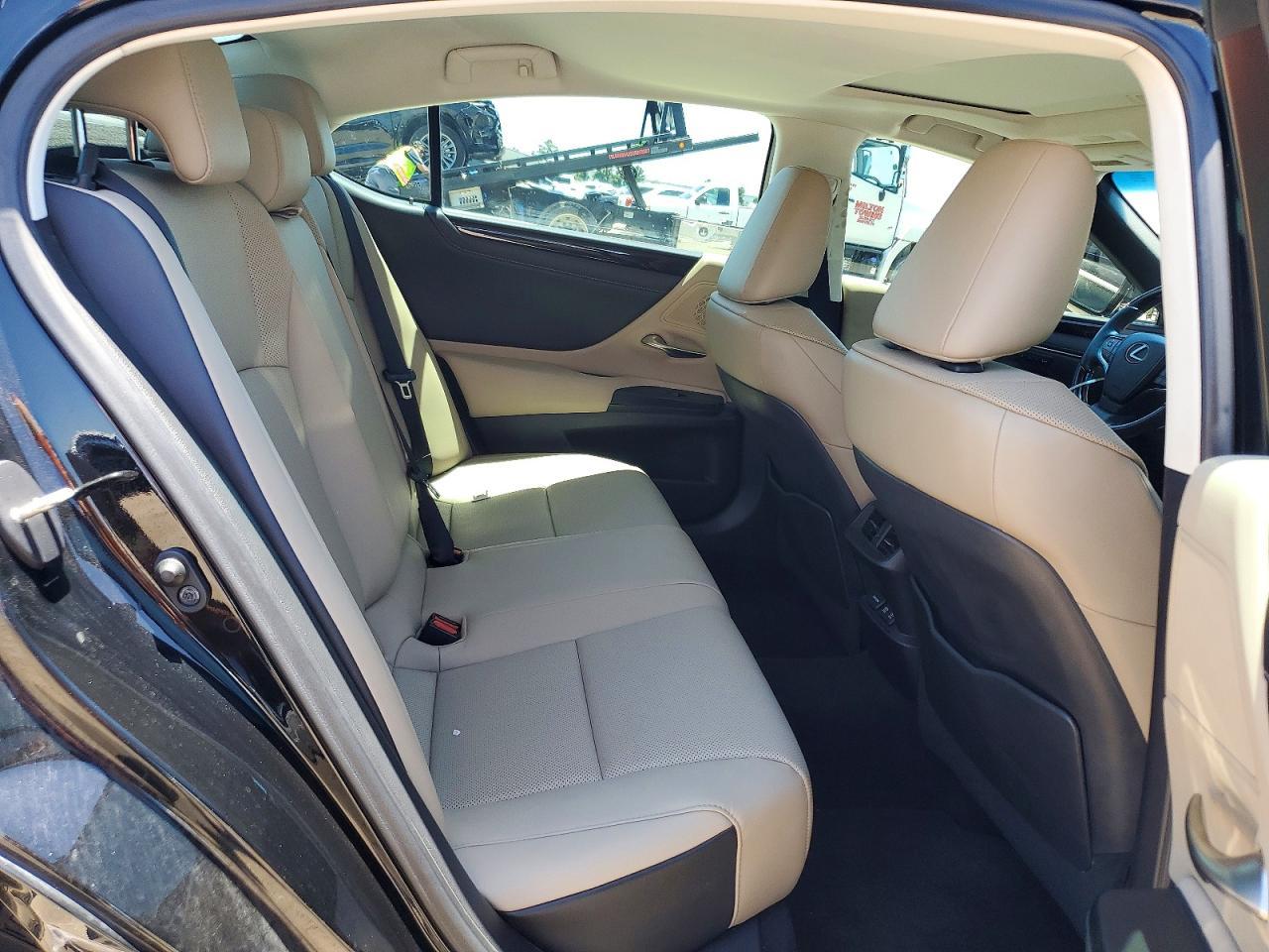 2021 LEXUS ES 350
