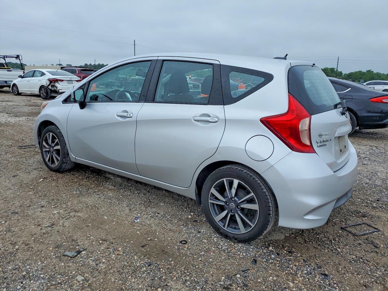 2017 NISSAN Versa Note