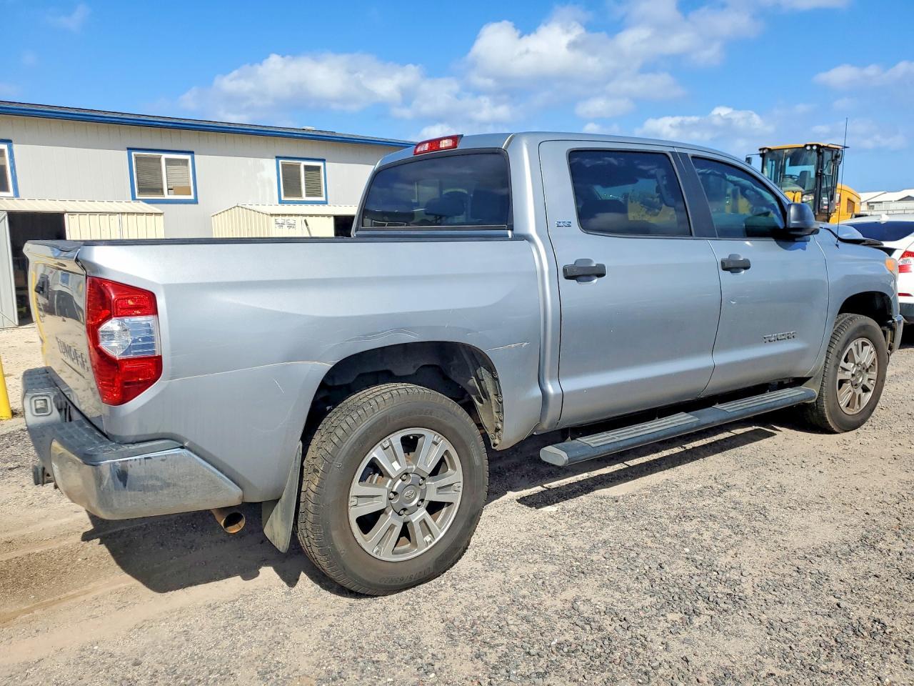 2016 TOYOTA TUNDRA