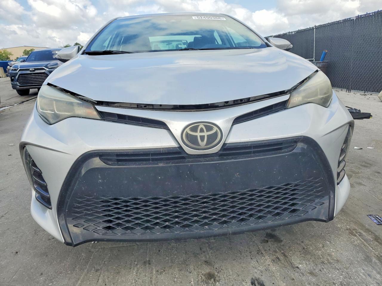 2017 TOYOTA COROLLA