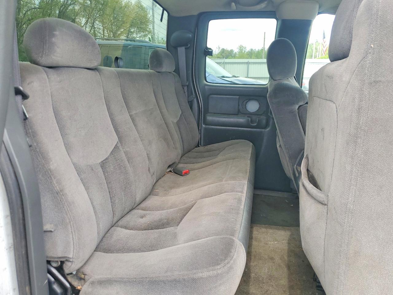 2003 GMC Sierra