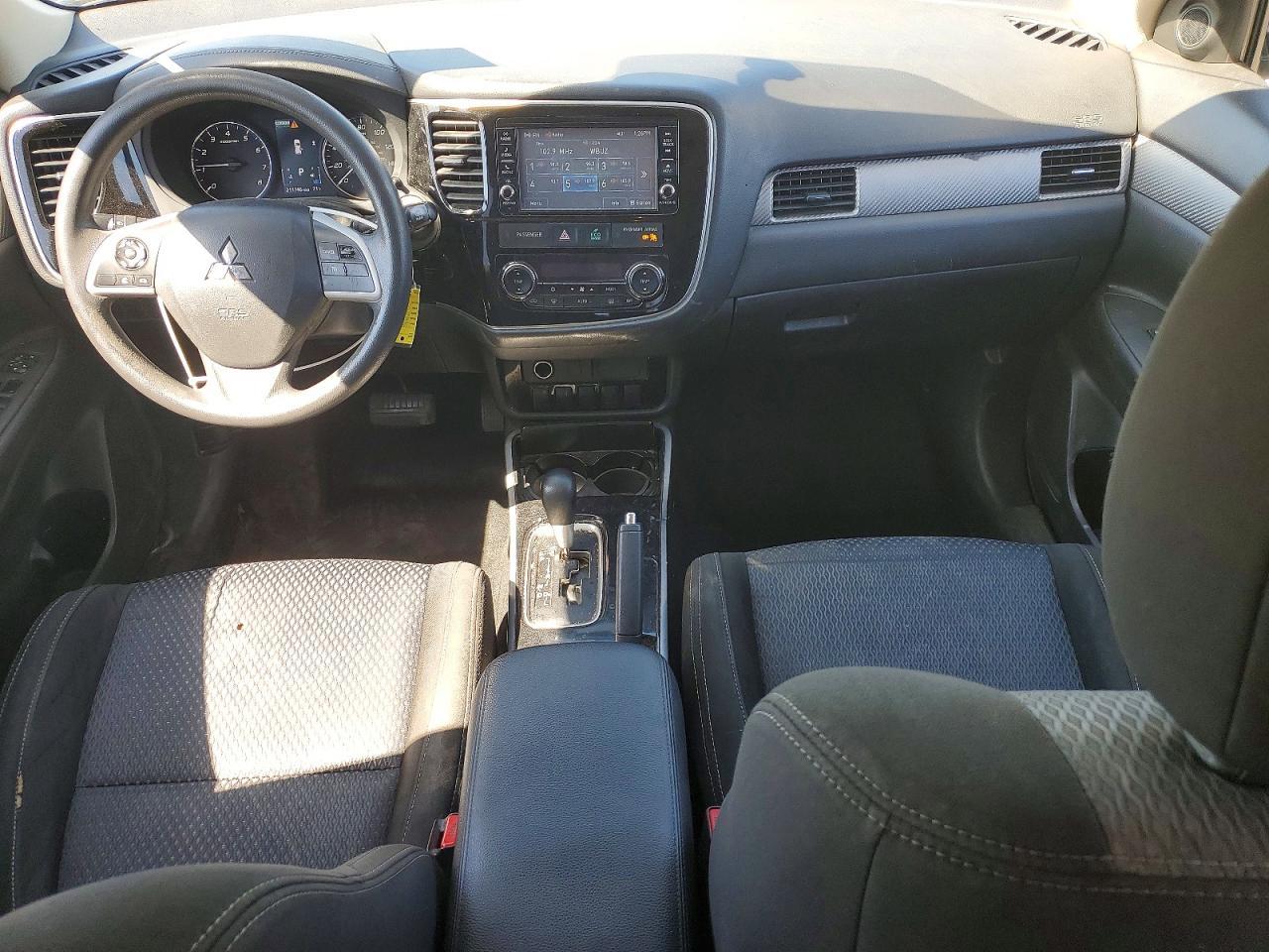 2018 MITSUBISHI outlander