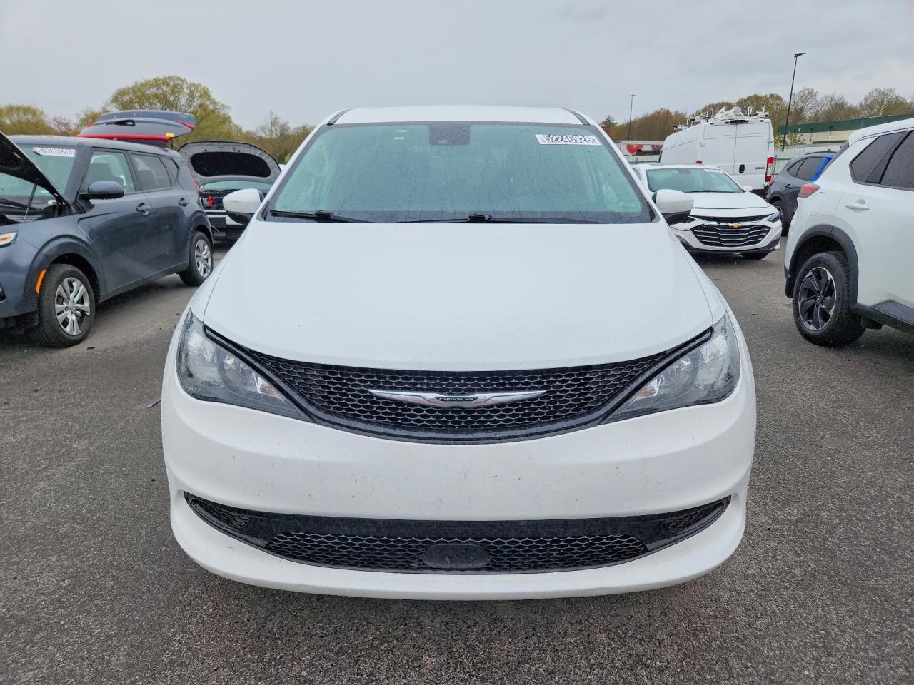 2023 CHRYSLER Voyager