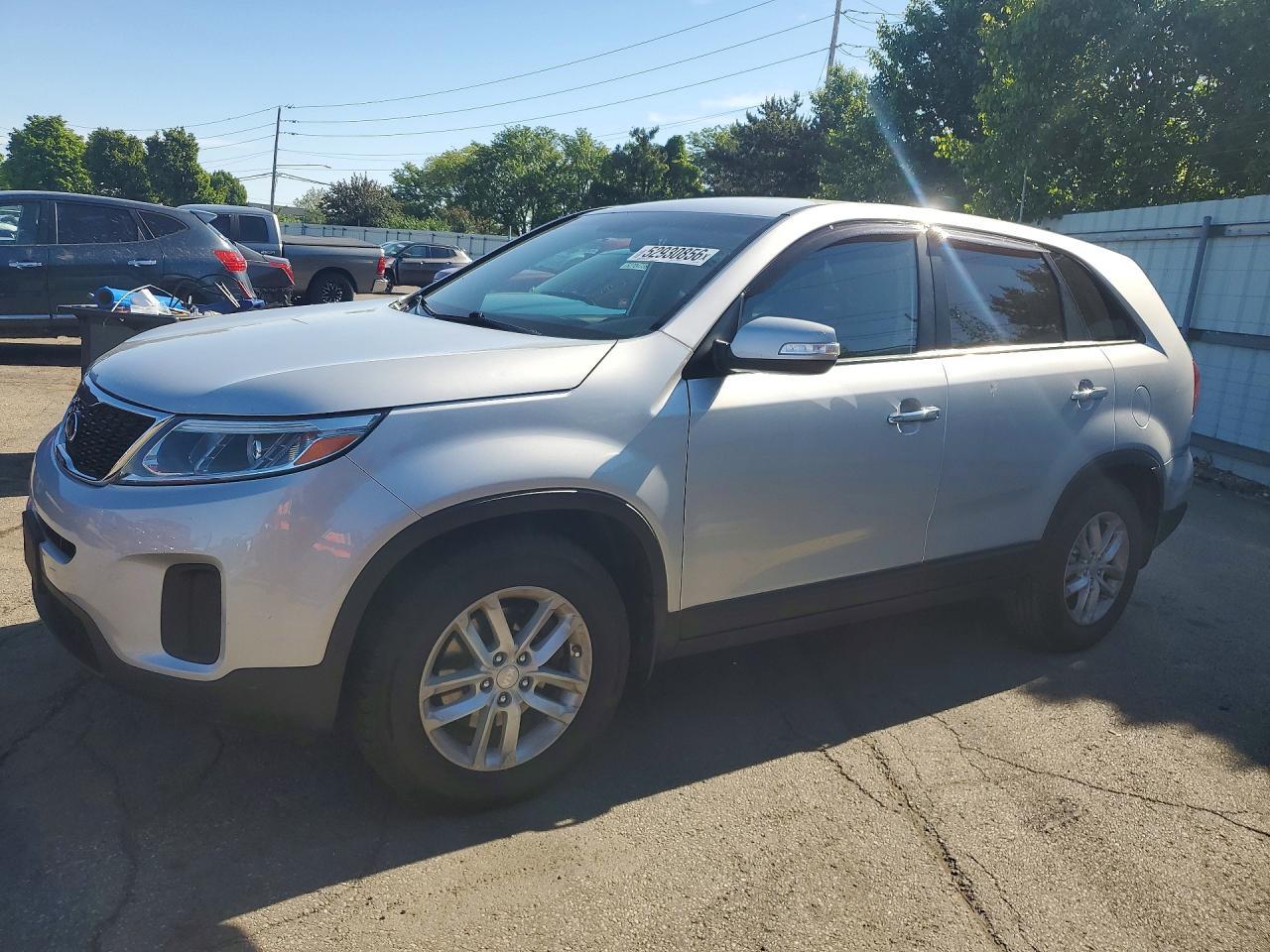 2015 KIA SORENTO