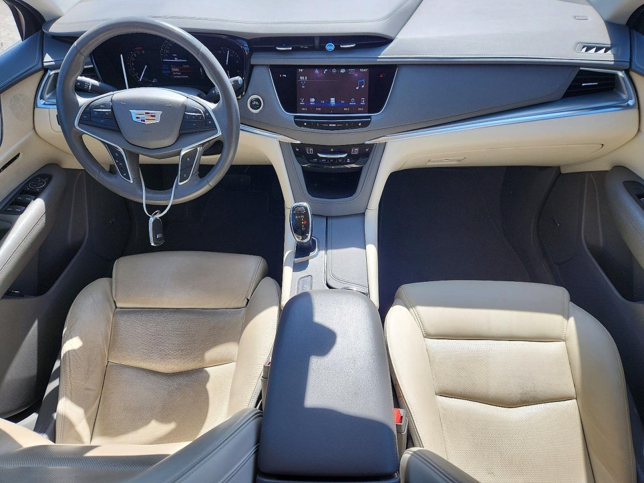 2017 CADILLAC XT5