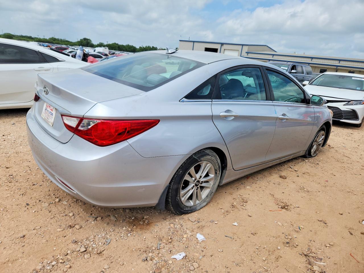2013 HYUNDAI SONATA