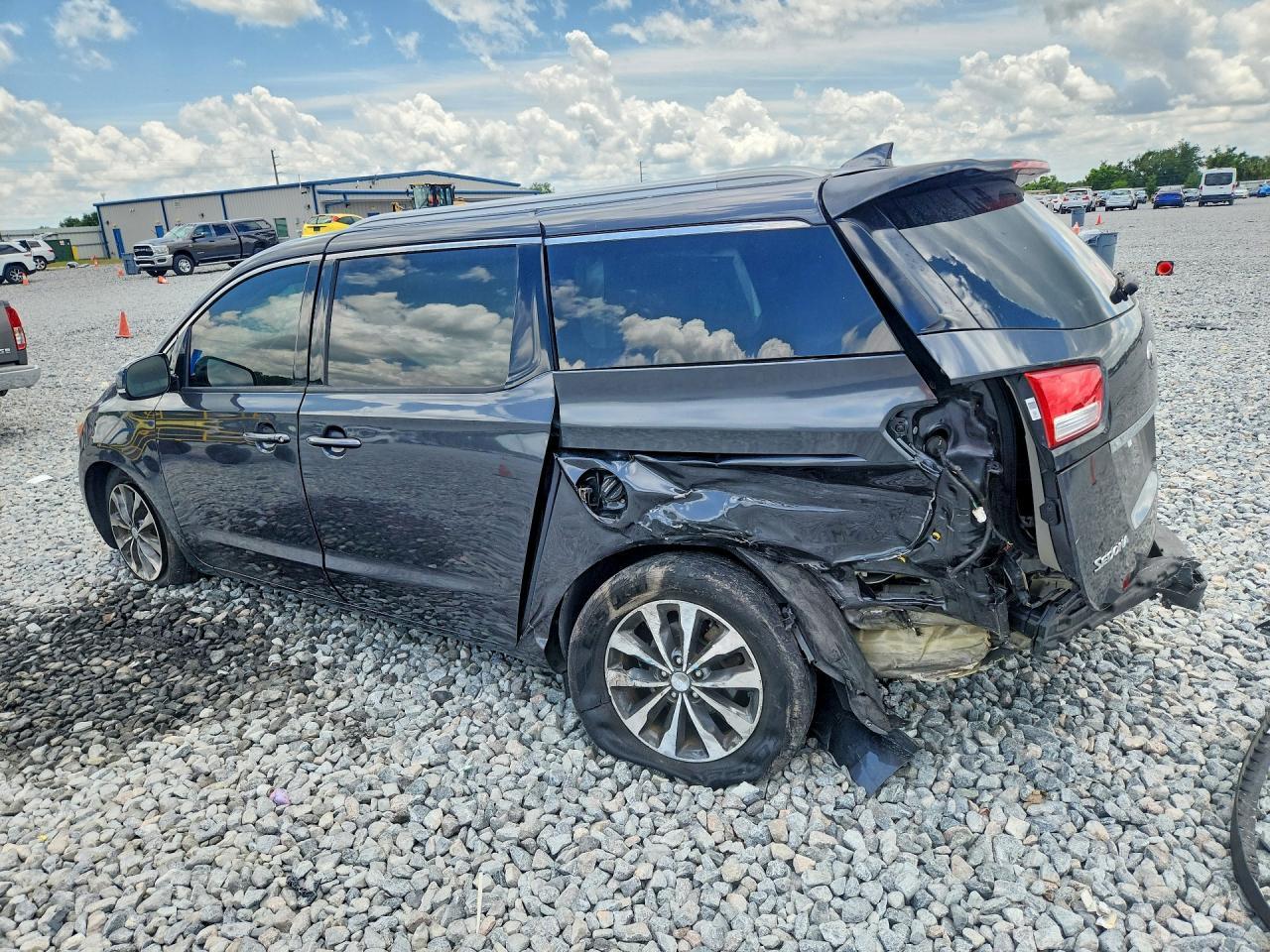 2018 KIA SEDONA