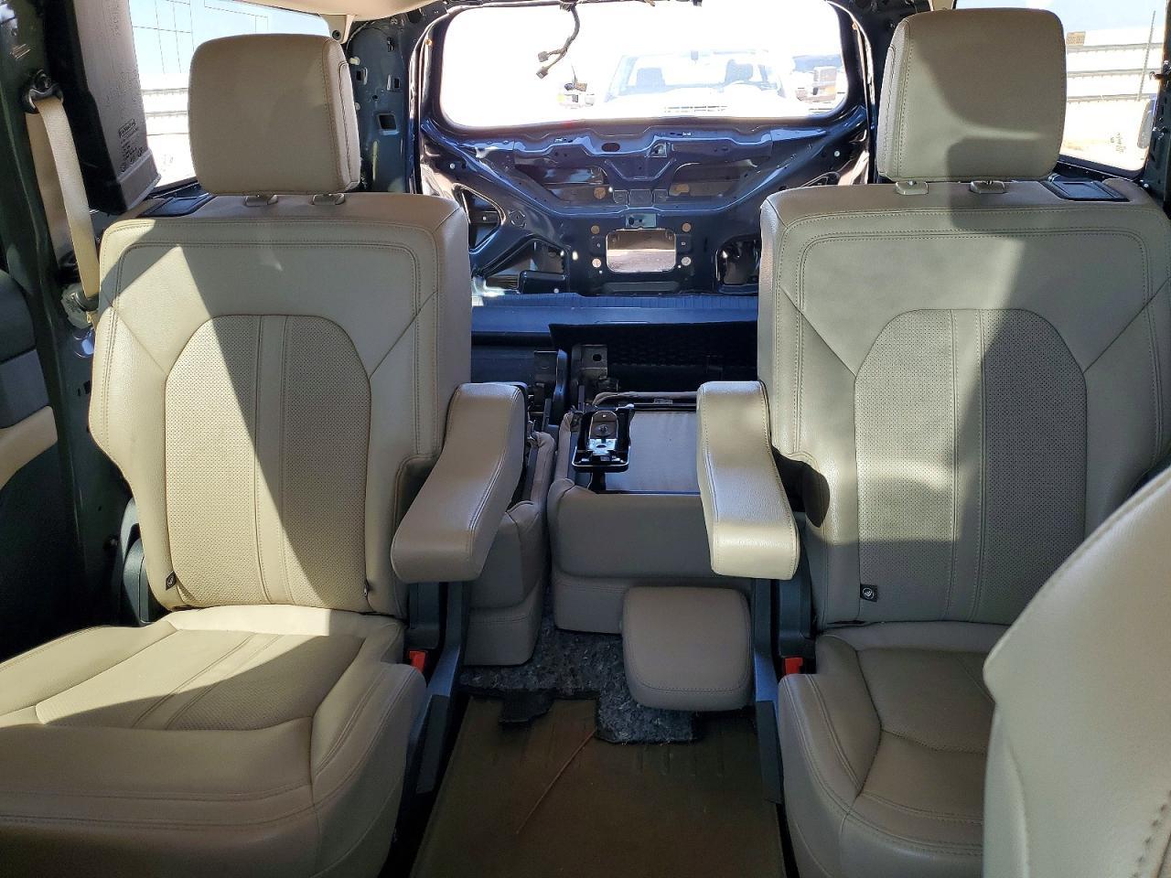 2024 FORD Expedition